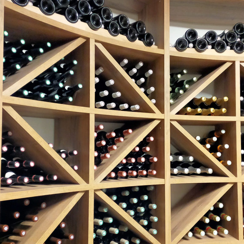Agencement d’une salle de dégustation – cave à vins